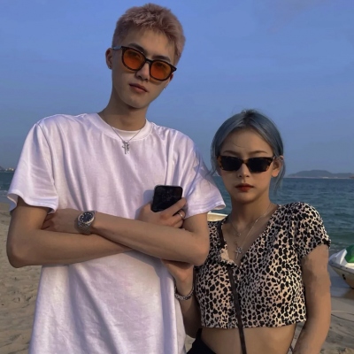 网红呆萌情侣头像(精选18张)