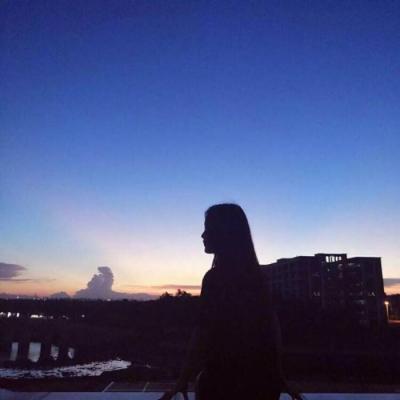 意境的情侣头像(24张)