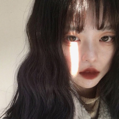 社会头像女霸气十足(精选24张)