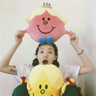 既惊艳又耐看的头像(精选20张)