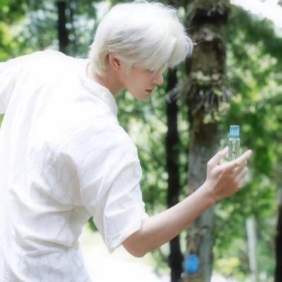 2023年网红头像男(26张)