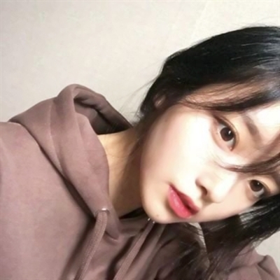 超级好看的真人版女生头像(精选18张)