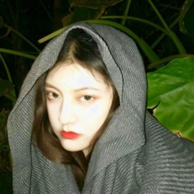 超级好看的真人版女生头像(精选18张)