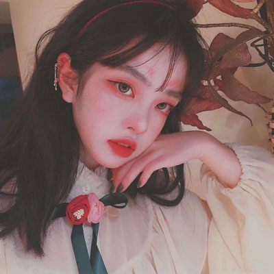 第一眼就吸引人的头像女生(26张)