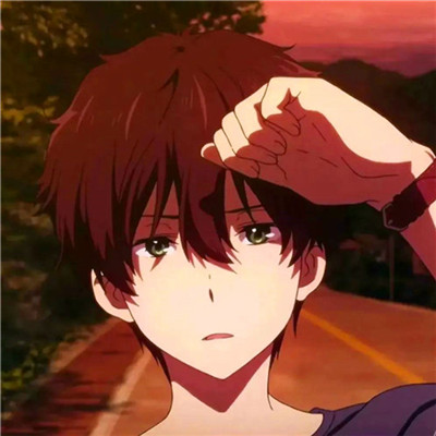 2023最新一对两张的动漫情侣头像(24张)