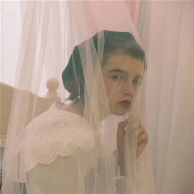 有意境的女孩头像(精选28张)