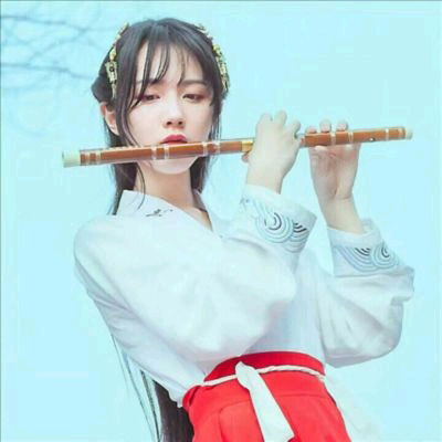 古风唯美真人女子头像(精选22张)