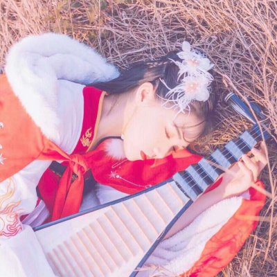 古风唯美真人女子头像(精选22张)