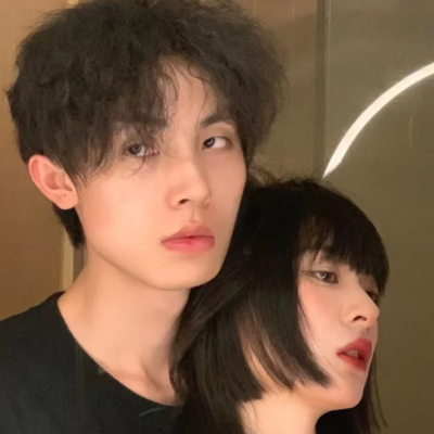 情侣头像2023两人高清图片(精选24张)