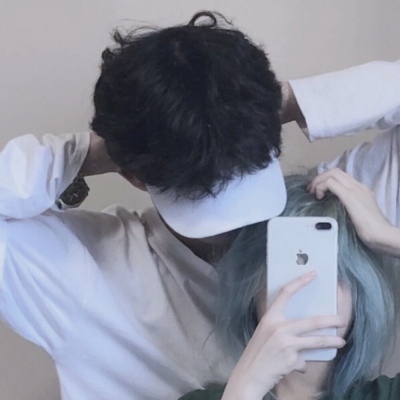 情侣头像2023两人高清图片(精选24张)