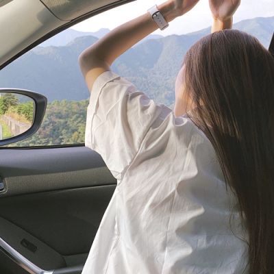 微信背影女头像图片(18张)