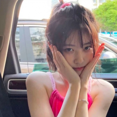 普通自然真人头像女(精选18张)