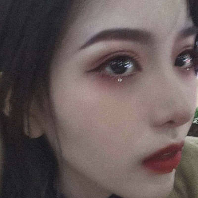 普通自然真人头像女(精选18张)