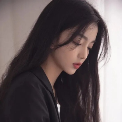 女生沉稳大气头像(优选20张)