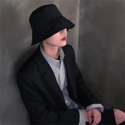 伤感男生微信头像(共20张)