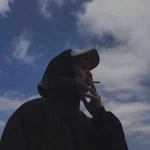 伤感男生微信头像(共20张)