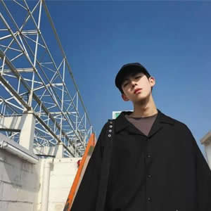 伤感男生微信头像(共20张)