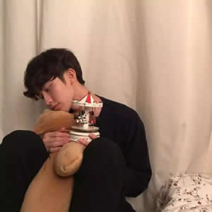 伤感男生微信头像(共20张)