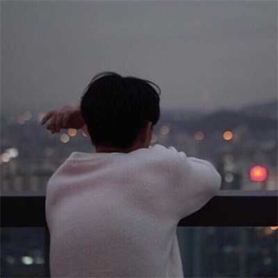 伤感男生微信头像(共20张)