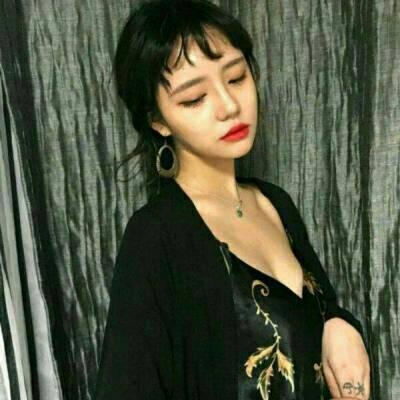 社会混混女生图片头像(精选22张)