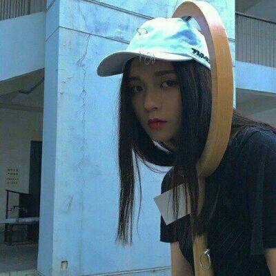 社会混混女生图片头像(精选22张)