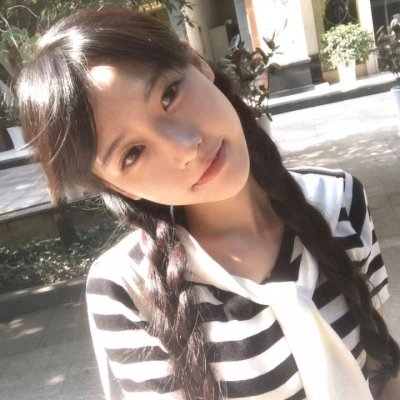 最新版绿色清新高冷耐看的女头合集(优选18张)