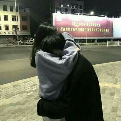 甜蜜情侣头像一对一人一个(共18张)