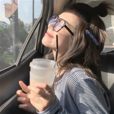 精致小众女生头像(20张)