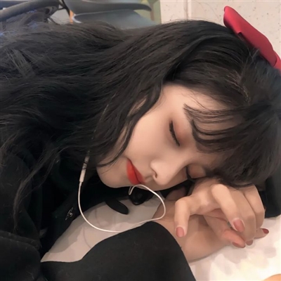 精致小众女生头像(20张)