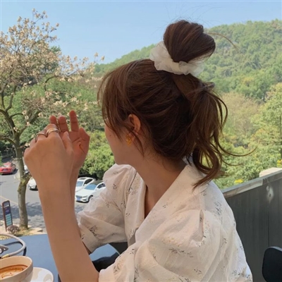 精致小众女生头像(20张)