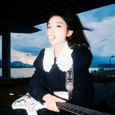 2023年最火爆的微信头像女(精选18张)