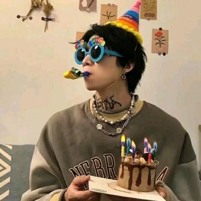 高级感十足的头像男(优选34张)