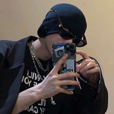 高级感十足的头像男(优选34张)