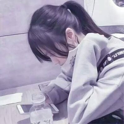 高清好看的潮流网图女头像(共24张)