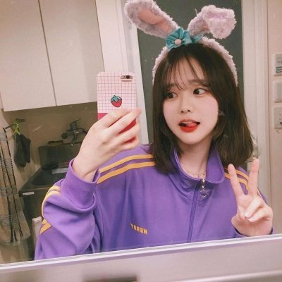 高清好看的潮流网图女头像(共24张)