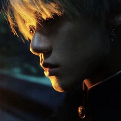 一眼就很心动的男生帅气头像(共16张)