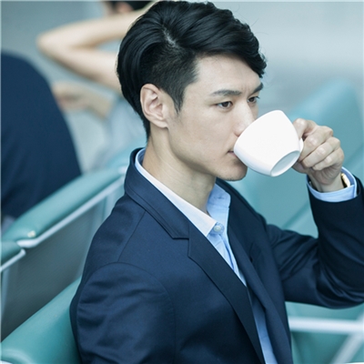 男士成功高档次的微信头像(20张)