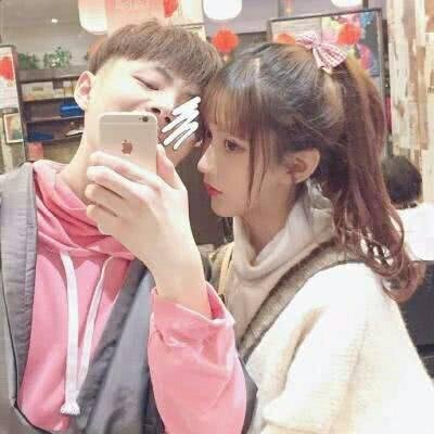 可爱情侣头像一人一张分开图片(优选16张)