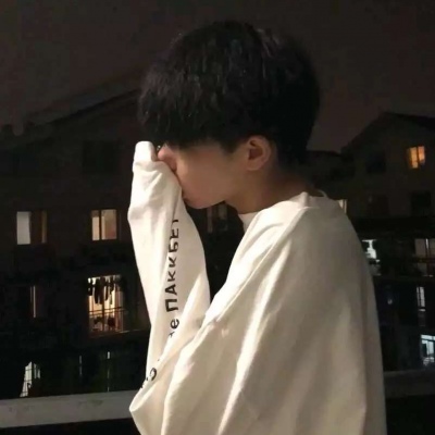 超酷高冷的男生头像(优选18张)