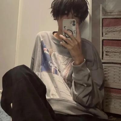 超酷高冷的男生头像(优选18张)