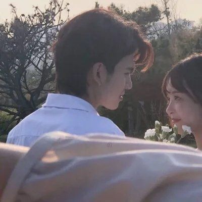 2023年抖音最火爆的情侣头像(共18张)