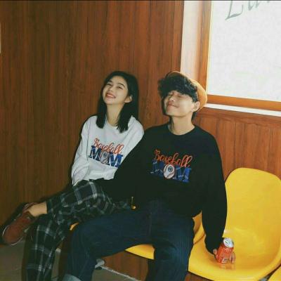 2023年抖音最火爆的情侣头像(共18张)