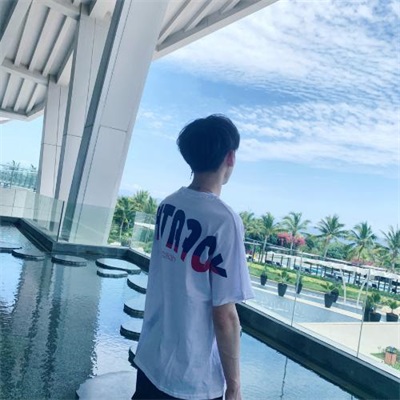 2023年抖音最火爆的情侣头像(共18张)