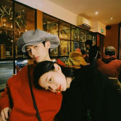 2023年抖音最火爆的情侣头像(共18张)