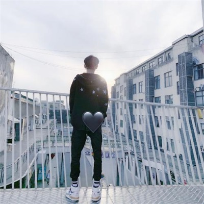 2023年抖音最火爆的情侣头像(共18张)