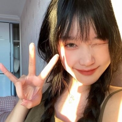 抖音最火小姐姐图片头像(38张)