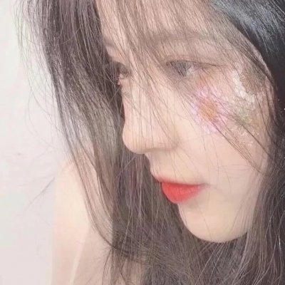 抖音最火小姐姐图片头像(38张)