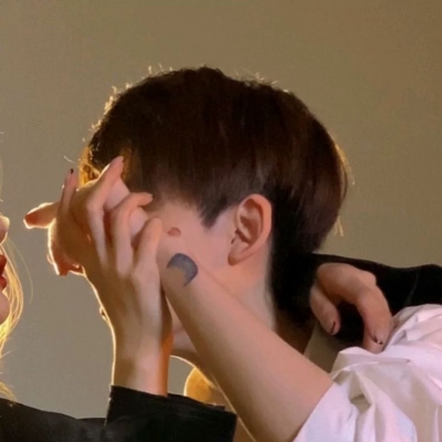 炫酷情侣头像霸气十足一人一张(共18张)