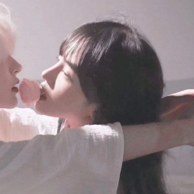 2023年适合90后情侣的头像(18张)