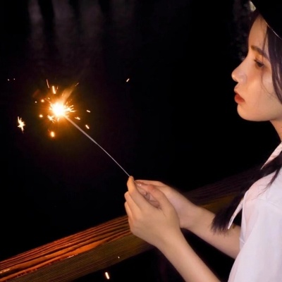 陌陌伤感头像图片大全(精选12张)